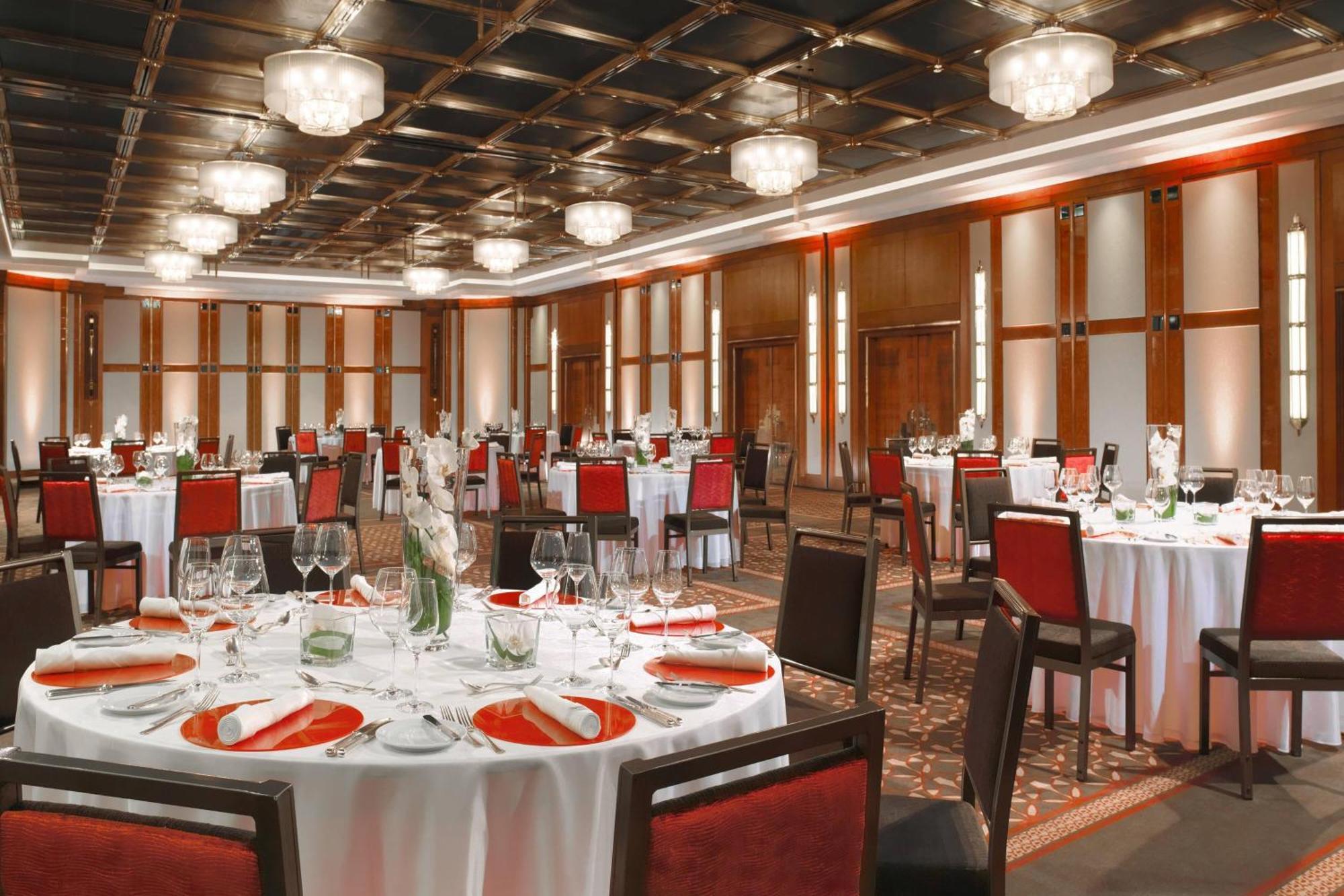 The Westin Grand Frankfurt Hotell Frankfurt am Main Exteriör bild The ballroom